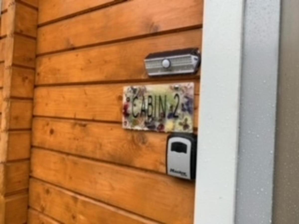 Immaculate Cabin 5 Mins To Inverness Dogs Welcome Exterior photo